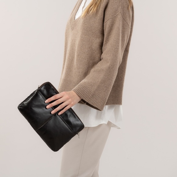 M0851 Small Clutch with 2 Pockets - Picture 6 of 7